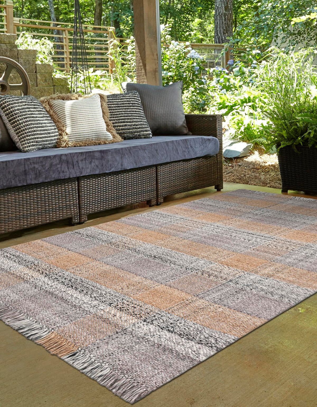 Sustainable Grid Indoor-Outdoor Oasis Collection Area Rug - Savannah Rectangle Desert Gray  lifestyle 23