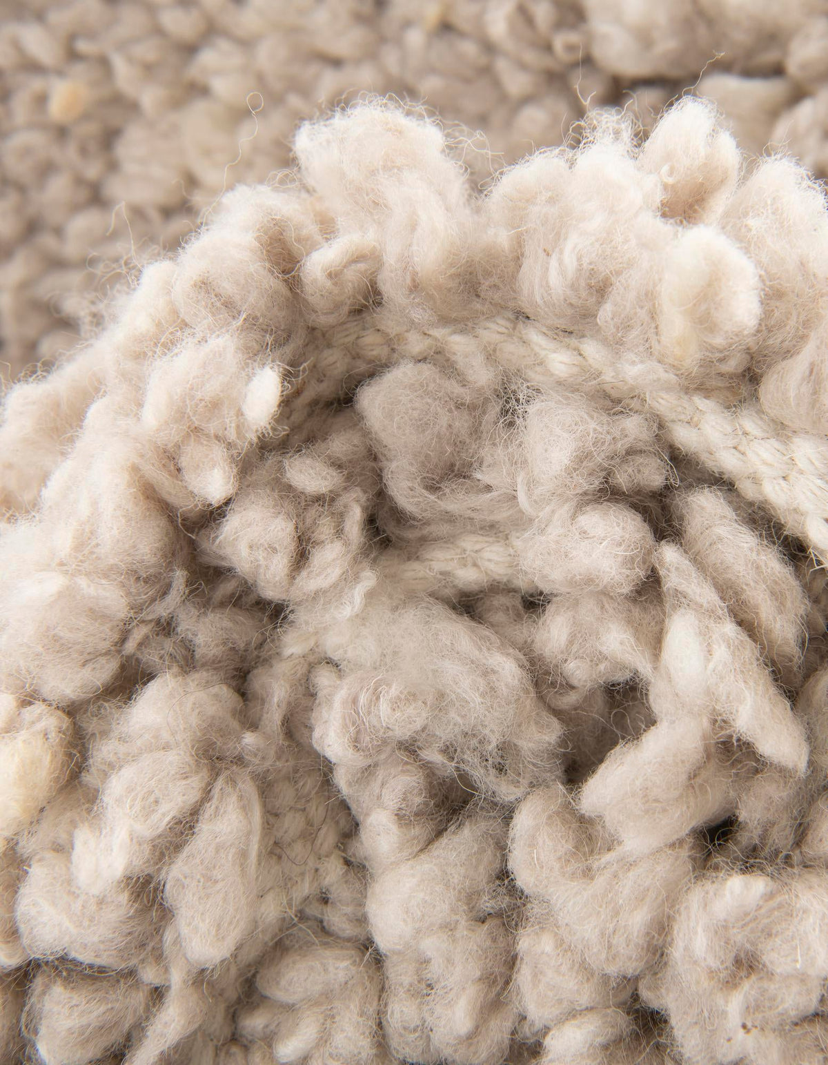 Wellington Luxe Shag Collection Area Rug - Kapiti Round Taupe  lifestyle 103