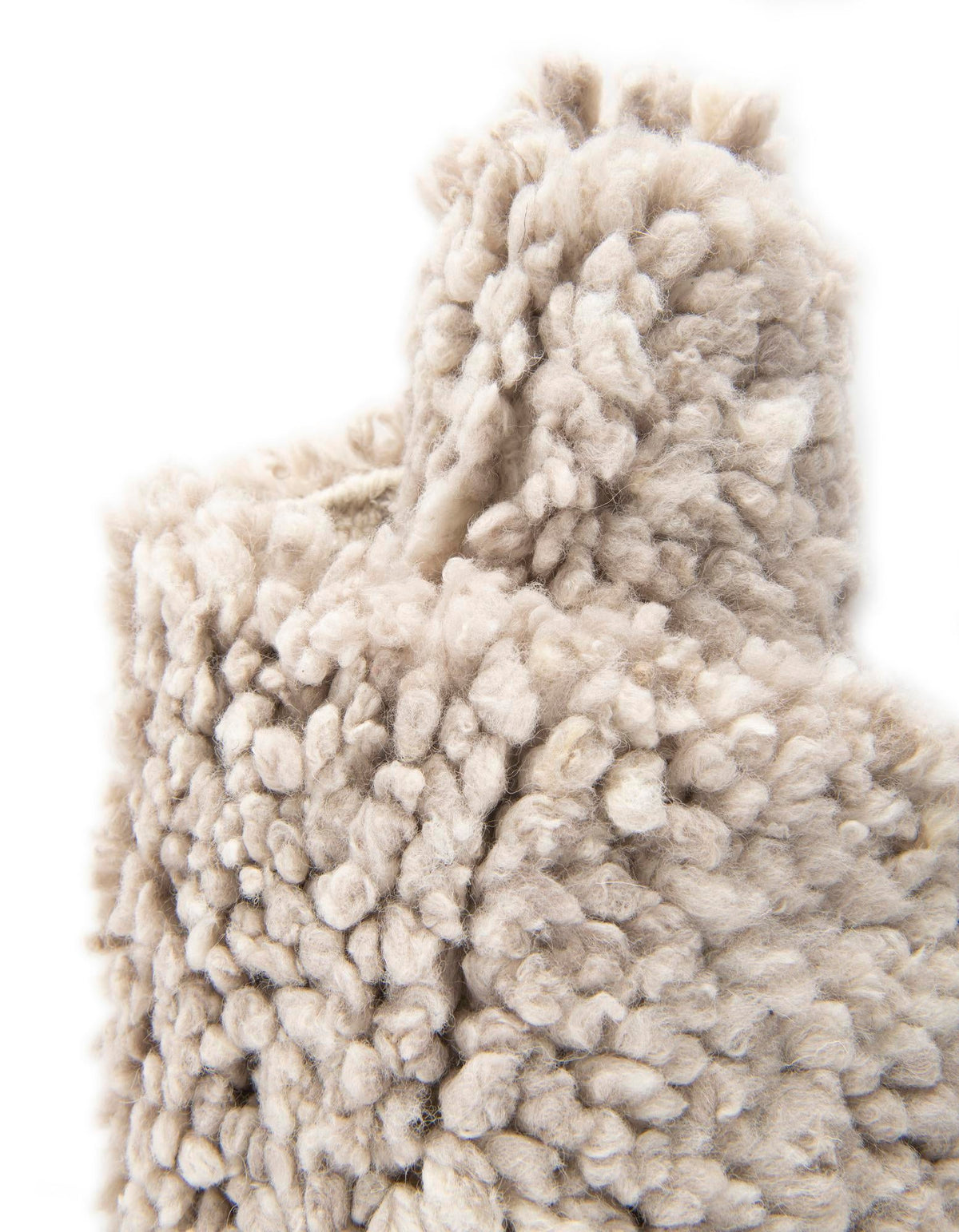 Wellington Luxe Shag Collection Area Rug - Kapiti Round Taupe  lifestyle 109