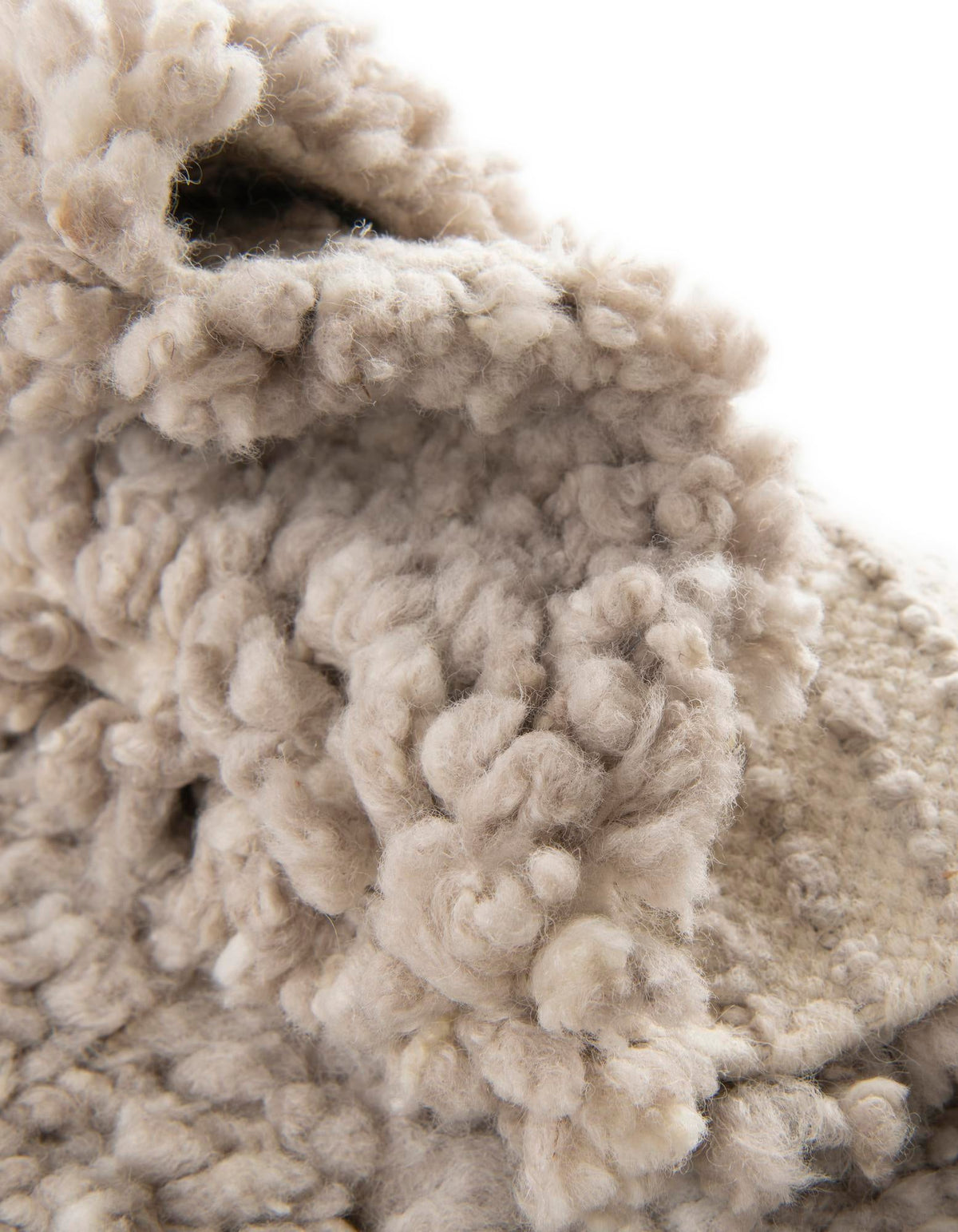 Wellington Luxe Shag Collection Area Rug - Kapiti Round Taupe  lifestyle 111
