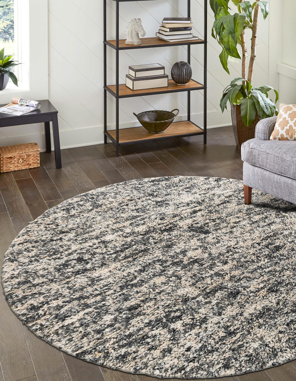 Wellington Luxe Shag Collection Area Rug - Kapiti Round Salt and Pepper  lifestyle 93