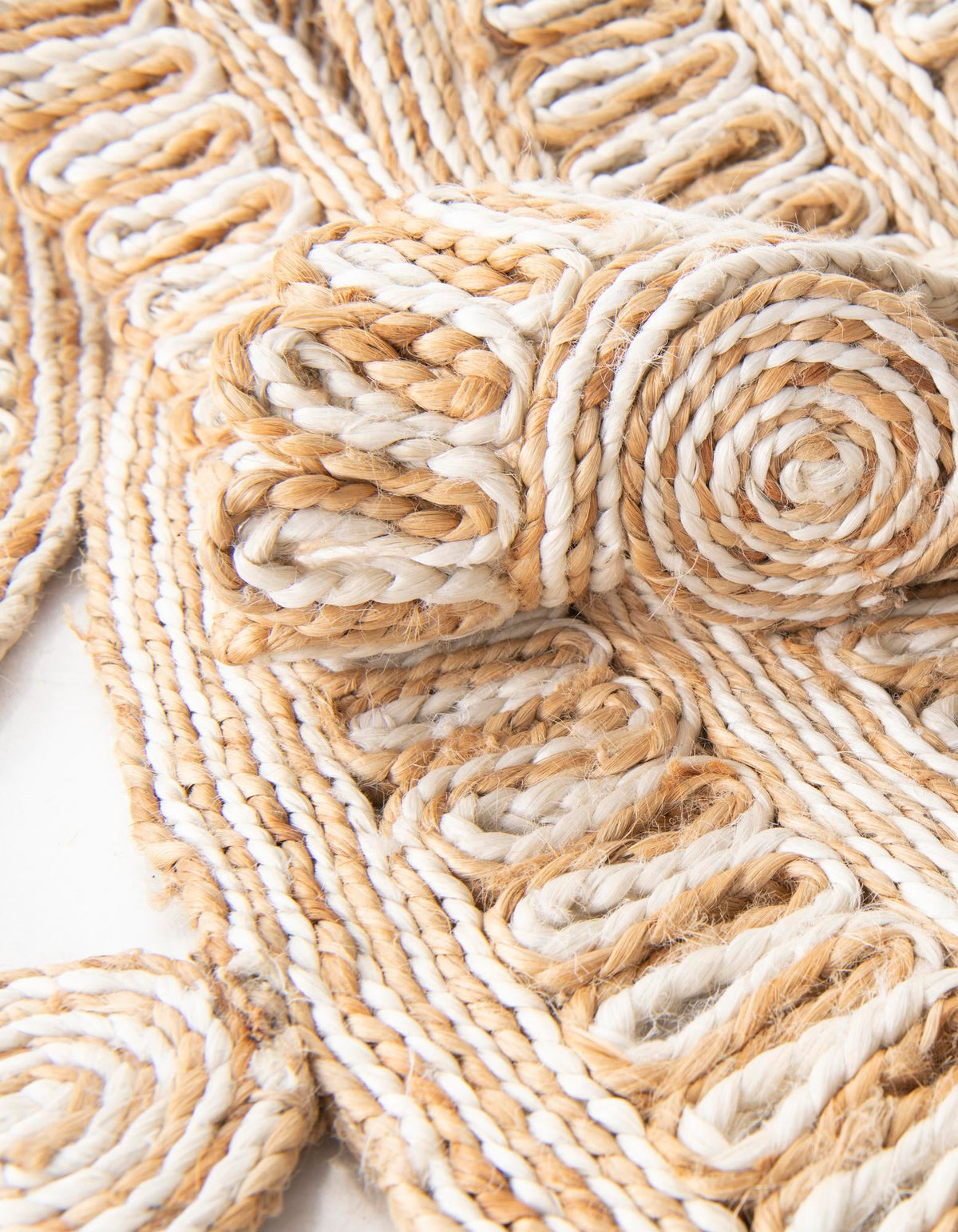 Woven Seaside Jute Collection Area Rug - Nantucket Round Natural and White  lifestyle 40
