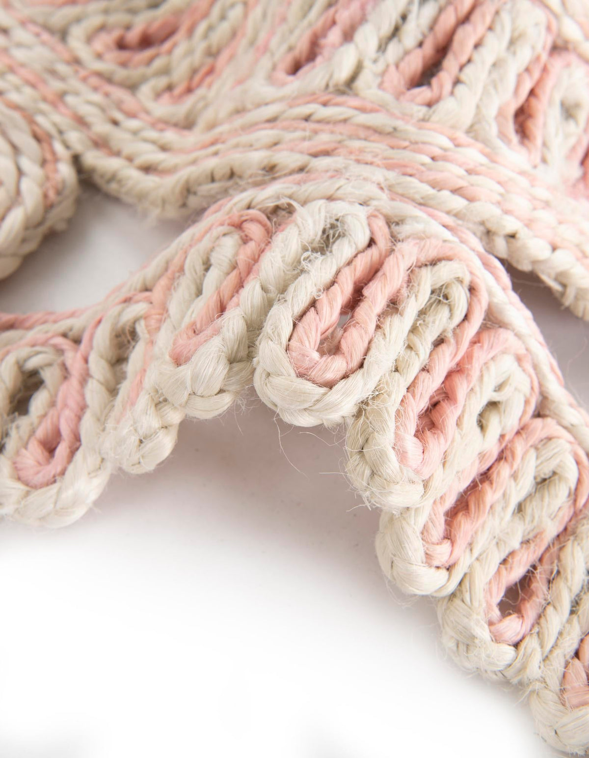 Woven Seaside Jute Collection Area Rug - Nantucket Round Pink and White  lifestyle 56