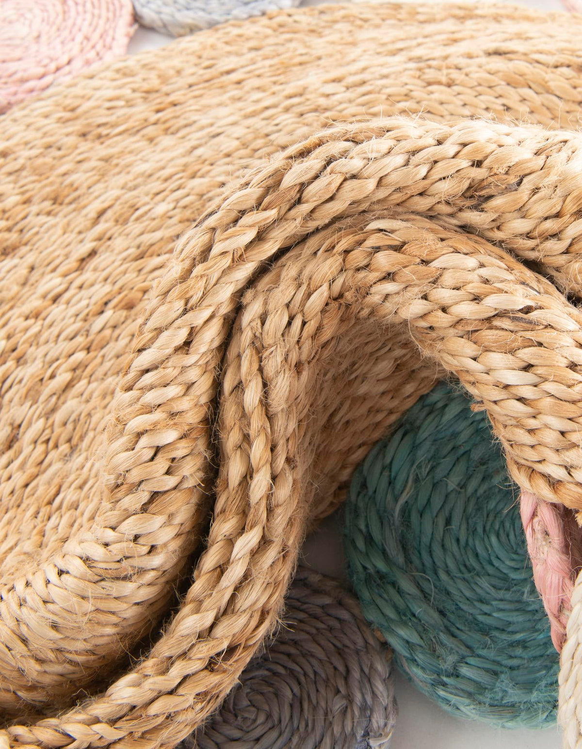 Woven Seaside Jute Collection Area Rug - Sienna Round Multi  lifestyle 43