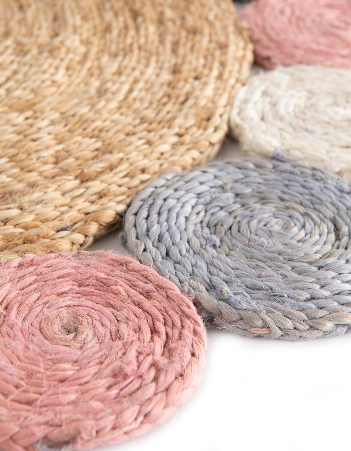 Woven Seaside Jute Collection Area Rug - Sienna Round Multi  lifestyle 46