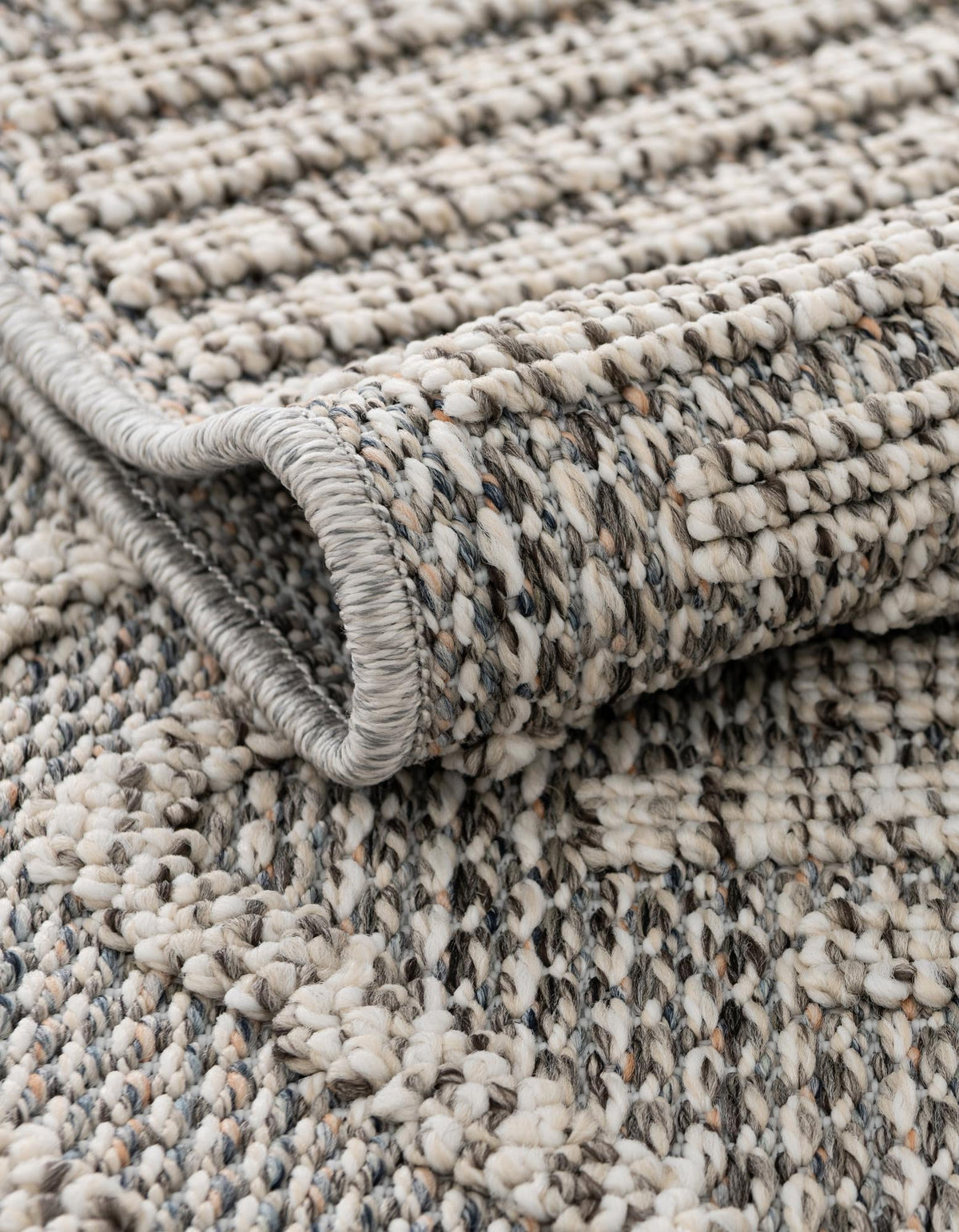 Seaside Lattice Collection Area Rug -  Eden Runner Light Gray  lifestyle 101