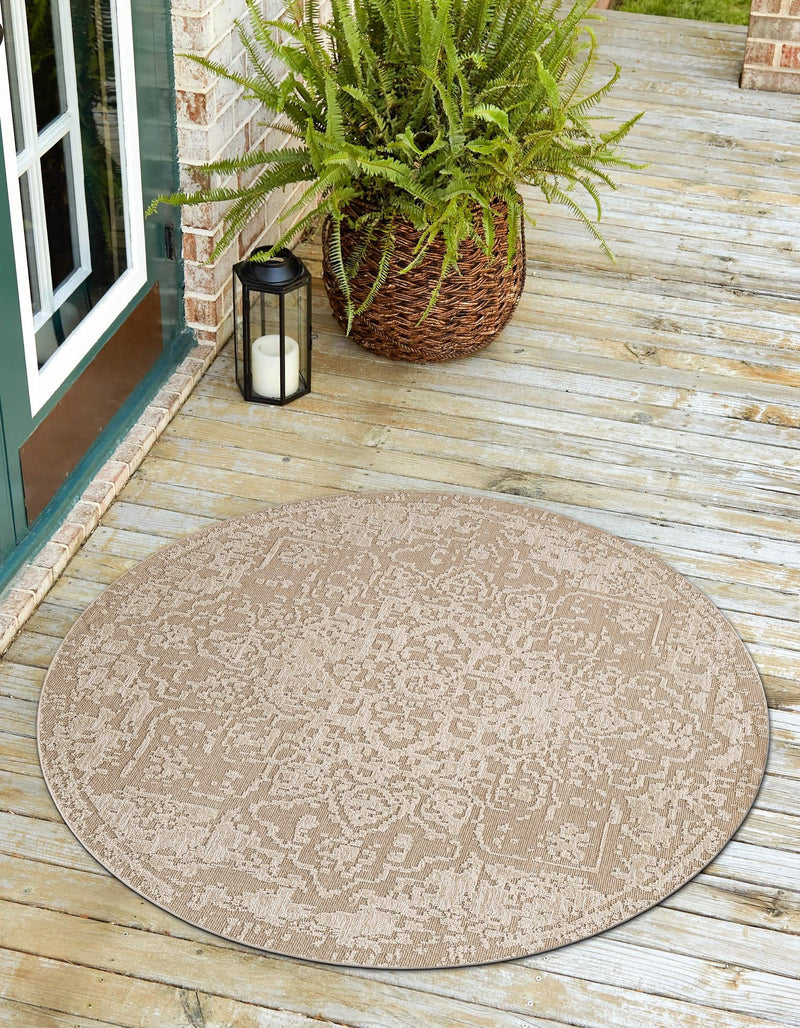Patio Heritage Collection Area Rug - Santorini Round Khaki  lifestyle 121