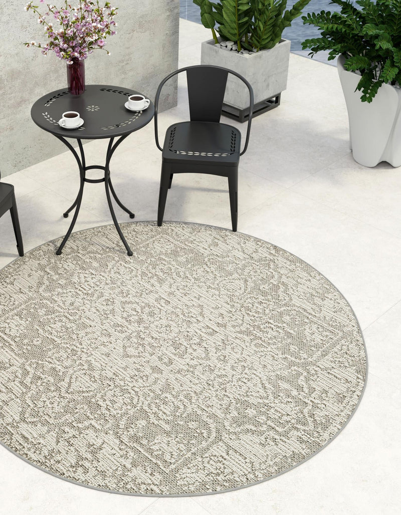 Patio Heritage Collection Area Rug - Santorini Round Light Gray  lifestyle 79