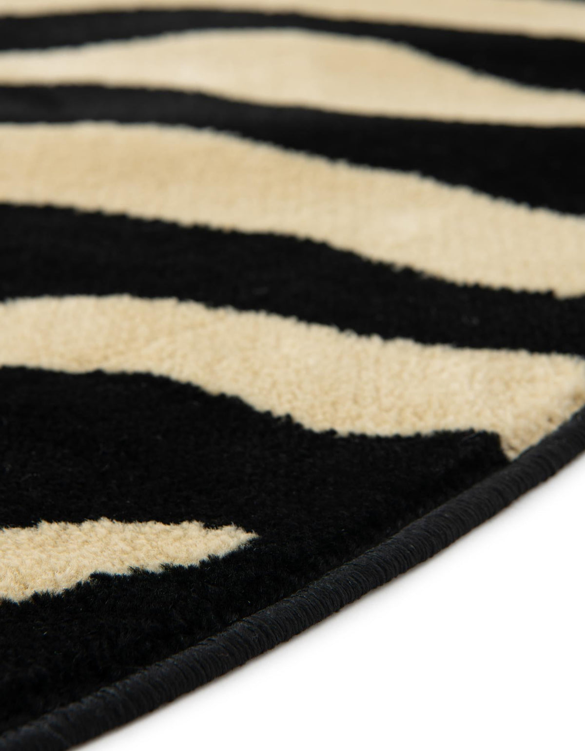 Savannah Sojourn Collection Area Rug -  Kilimanjaro Oval Black  lifestyle 110