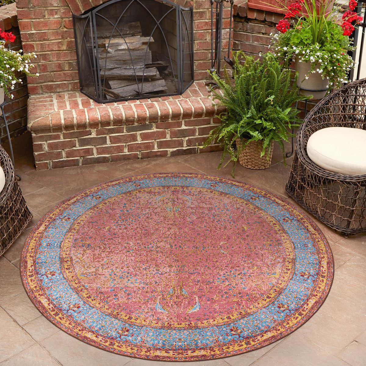 Patio Elegance Collection Area Rug -  Serenity Round Vintage Salmon Coral  lifestyle 65