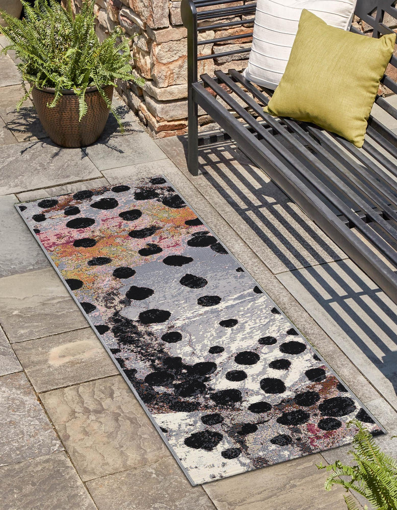 Urban Terrace Collection Area Rug -  Piazza Runner White and Black  lifestyle 47