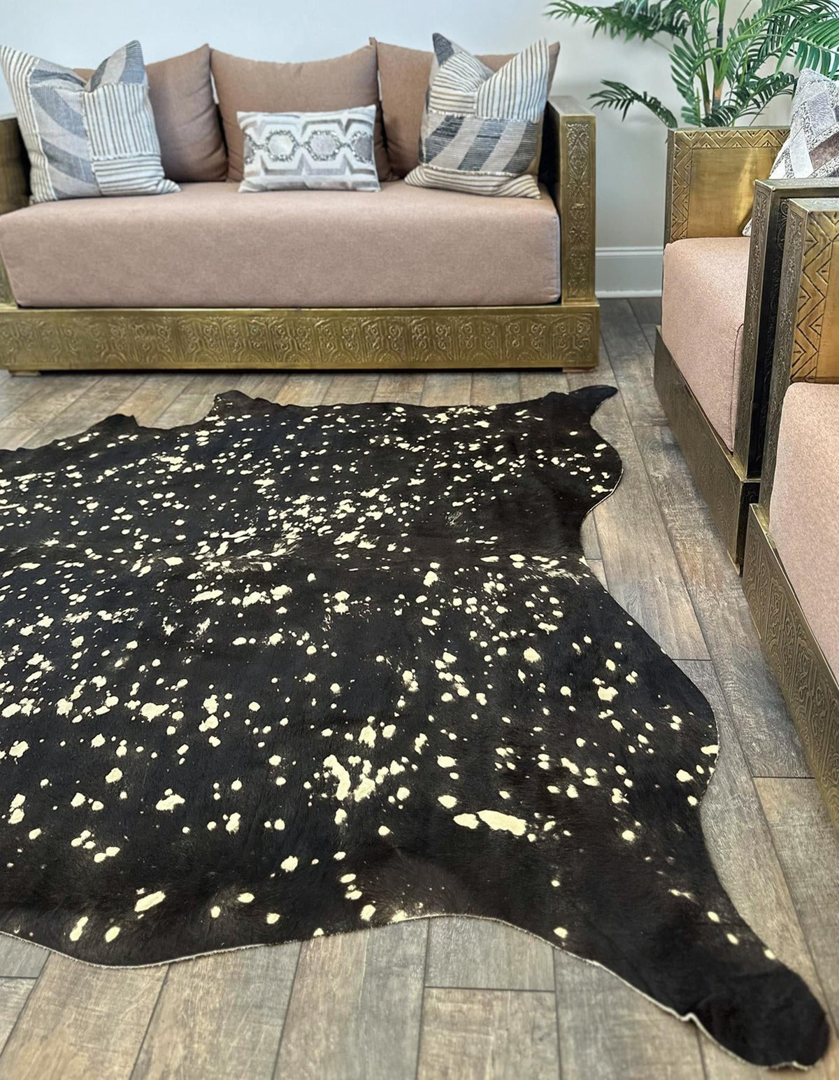 Savannah Hideaway Collection Area Rug -  Savannah Rectangle Black and Gold  lifestyle 3