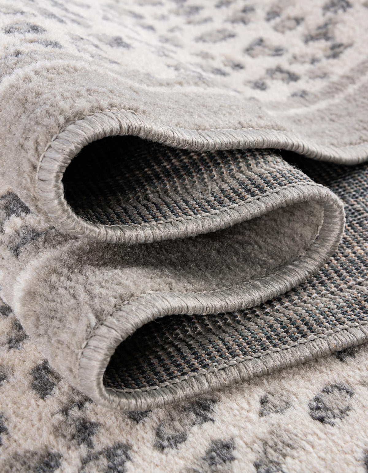 Savannah Sojourn Collection Area Rug - Serengeti Runner Gray  lifestyle 159