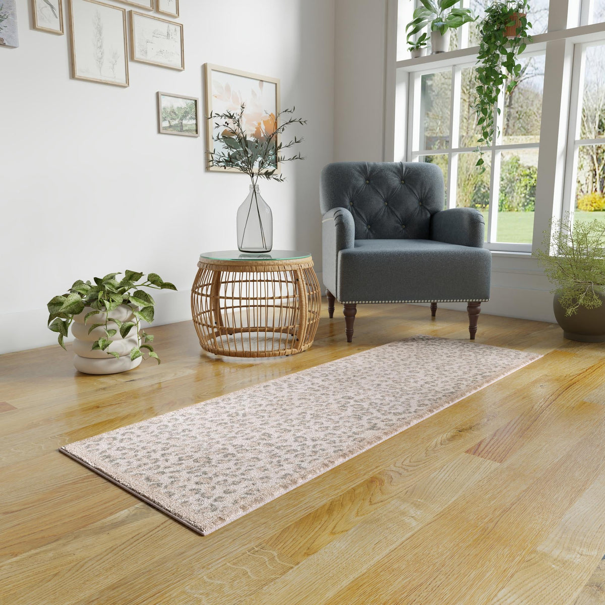 Savannah Sojourn Collection Area Rug - Serengeti Runner Ivory  lifestyle 177