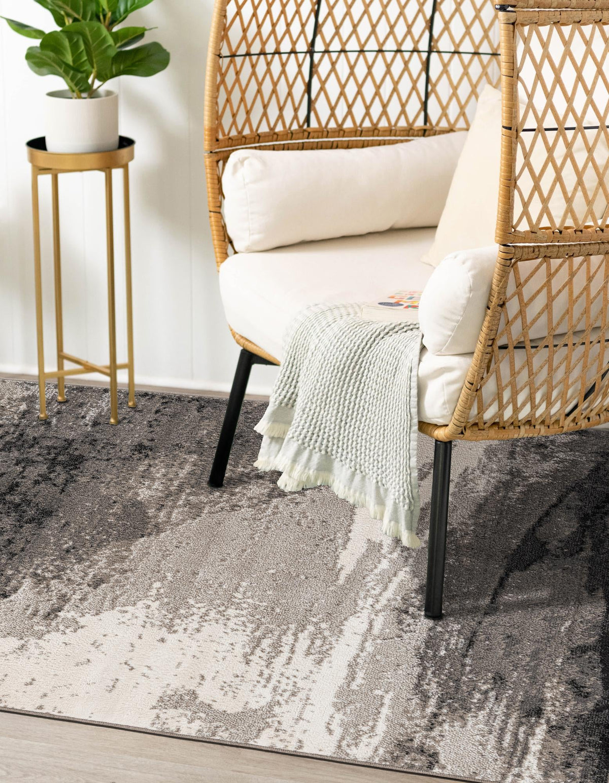 Copenhagen Edge Collection Area Rug - Nyhavn Rectangle Black  lifestyle 7
