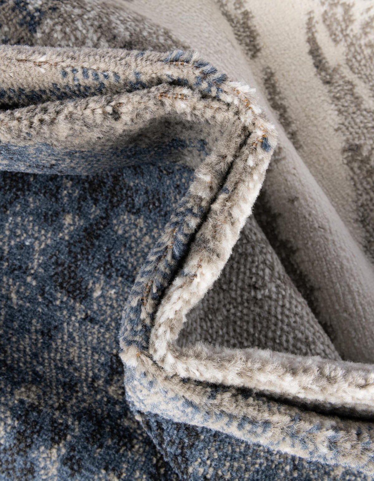 Copenhagen Edge Collection Area Rug - Nyhavn Round Blue  lifestyle 92