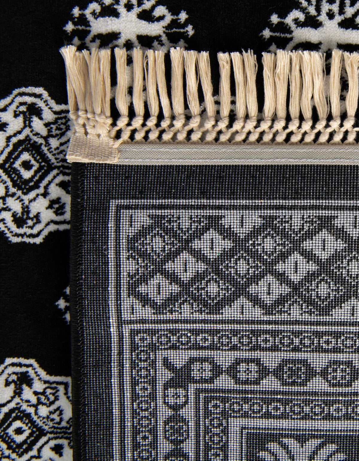 Samarkand Elegance Collection Area Rug -  Margilan (Black and White) Rectangle Black and White  lifestyle 30