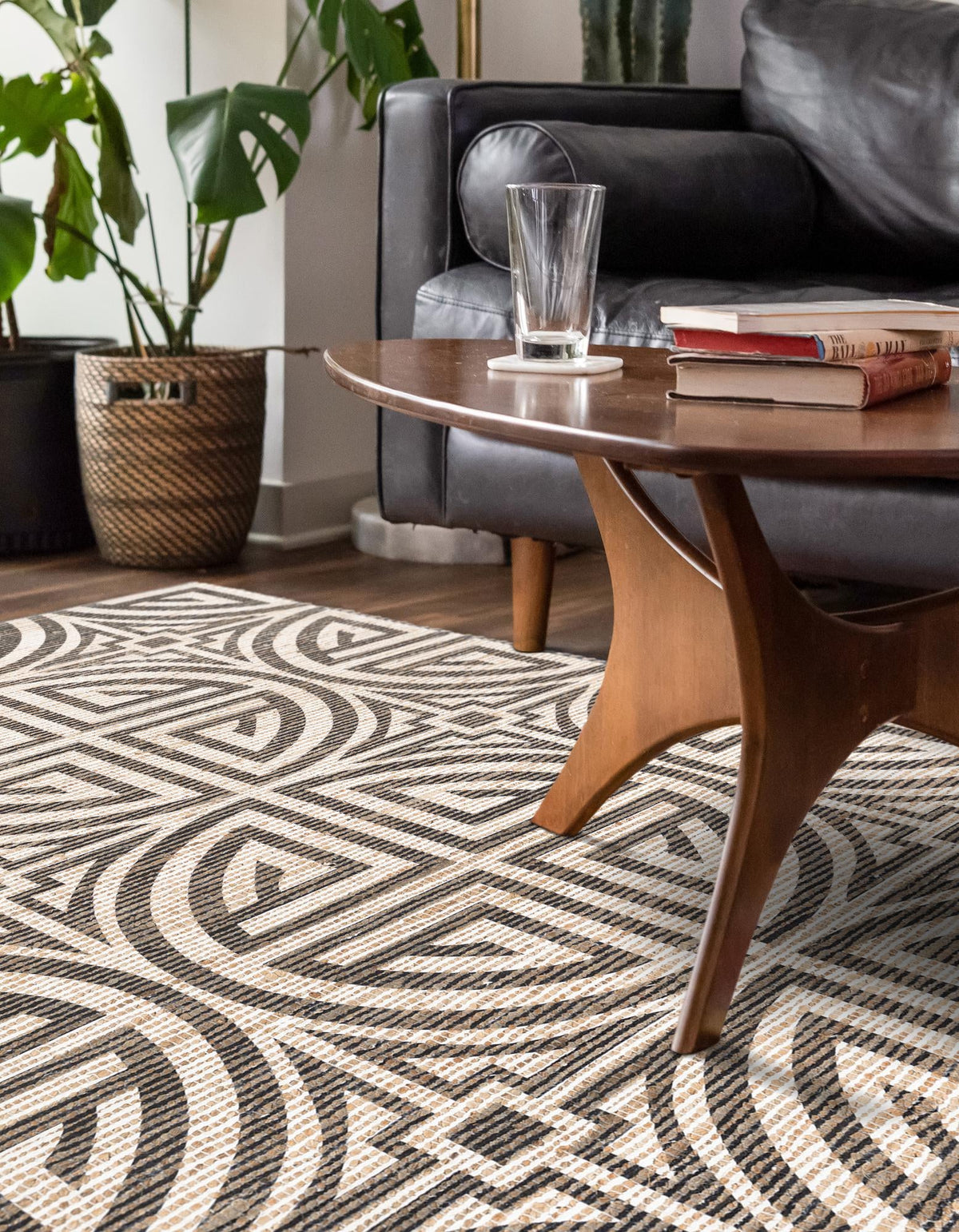 Desert Weave Jute Collection Area Rug -  Thar Rectangle Black and Ivory  lifestyle 19