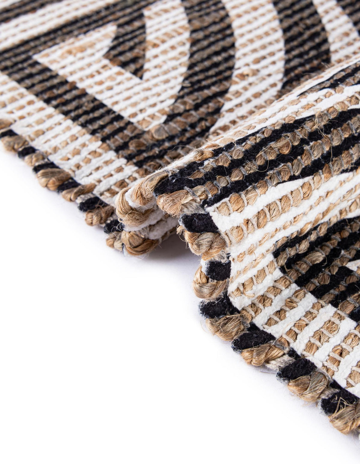 Desert Weave Jute Collection Area Rug -  Thar Rectangle Black and Ivory  lifestyle 44