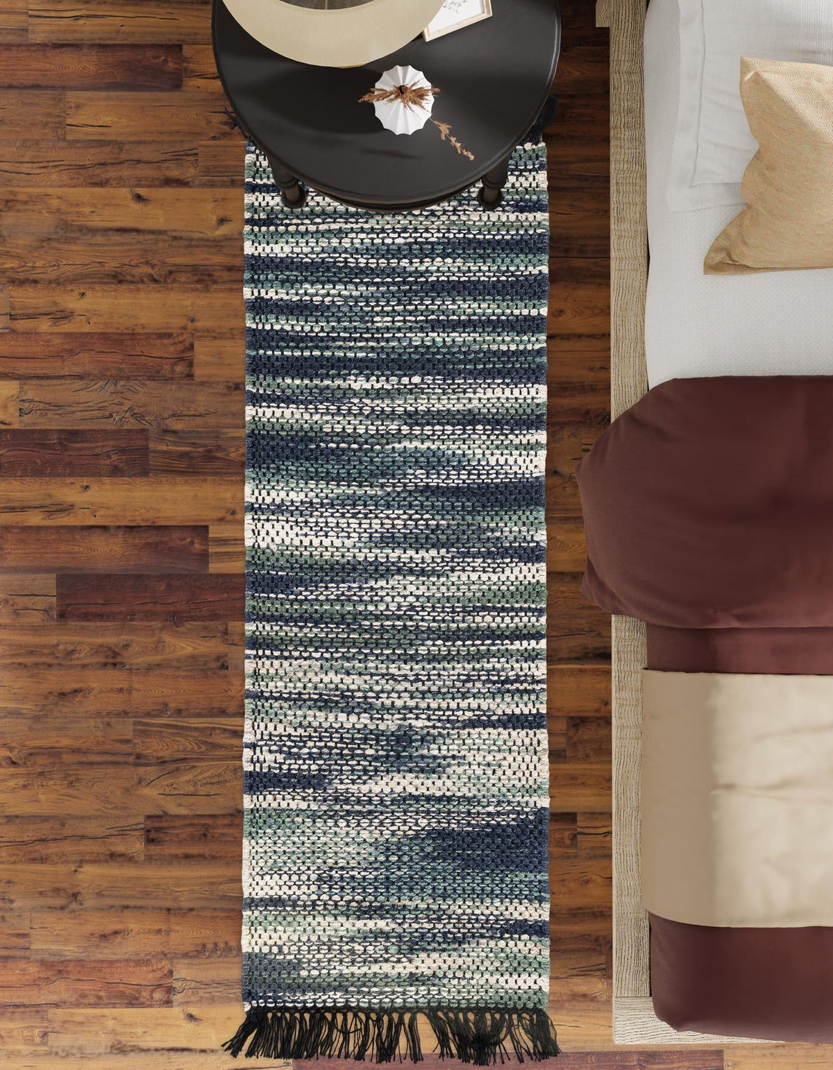 Savannah Jute Collection Area Rug - Nantucket Runner Green and Ivory  lifestyle 61
