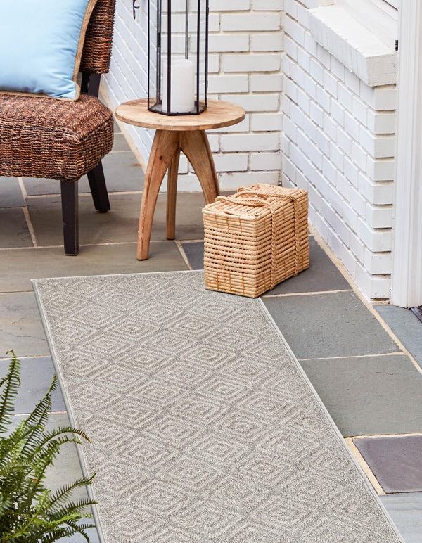 Catalina Cove Outdoor Collection Area Rug -  Venice Runner Gray  lifestyle 112