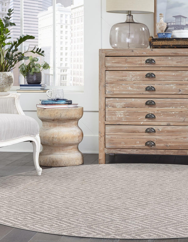 Catalina Cove Outdoor Collection Area Rug -  Venice Round Gray  lifestyle 146