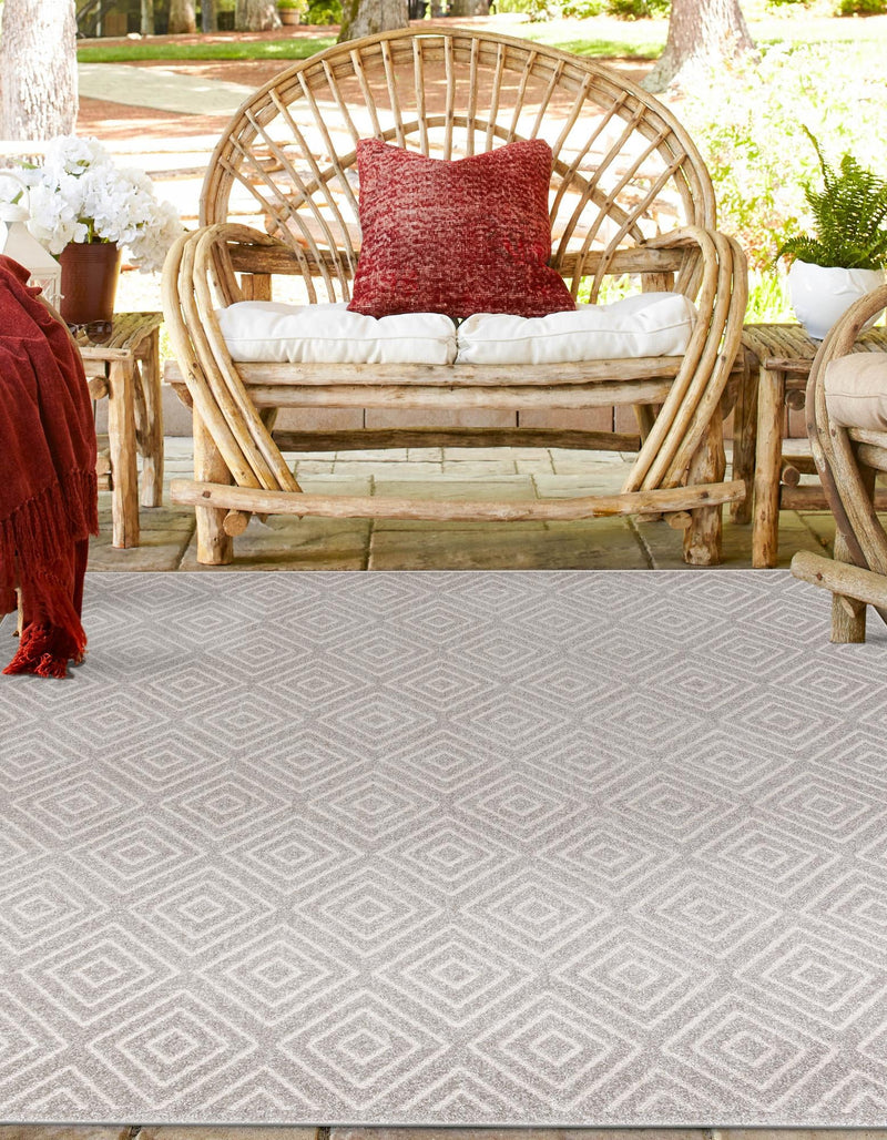 Catalina Cove Outdoor Collection Area Rug -  Venice Square Gray  lifestyle 197