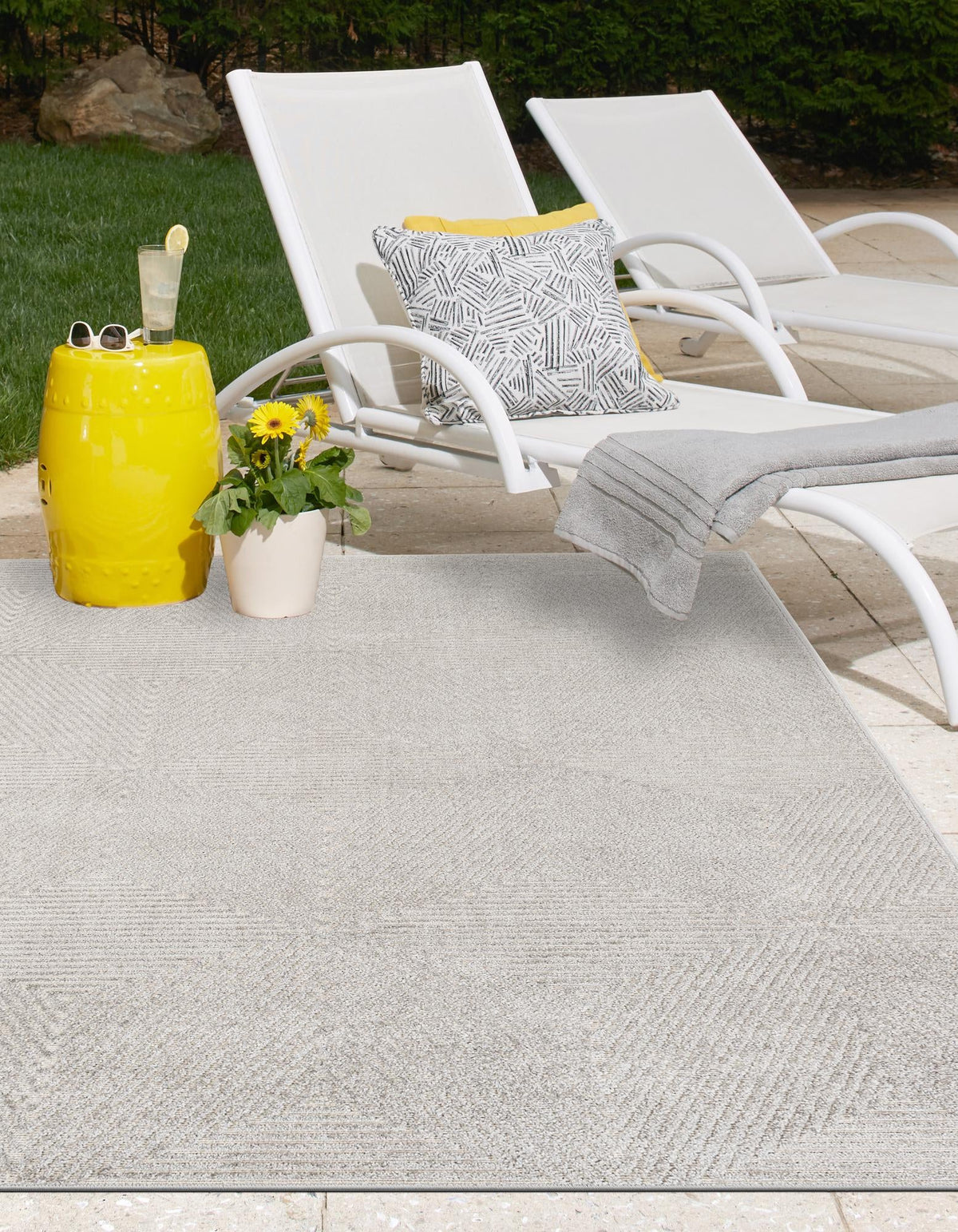 Catalina Cove Outdoor Collection Area Rug -  Hermosa Rectangle Gray  lifestyle 16