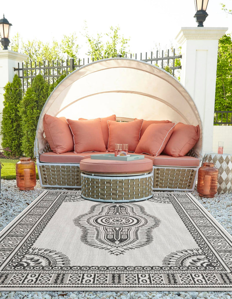 Patio Heritage Collection Area Rug -  Biloxi Rectangle White and Black  lifestyle 37
