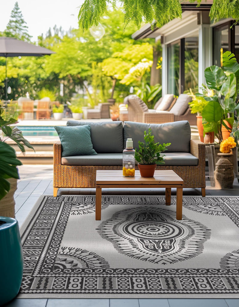 Patio Heritage Collection Area Rug -  Biloxi Square White and Black  lifestyle 43