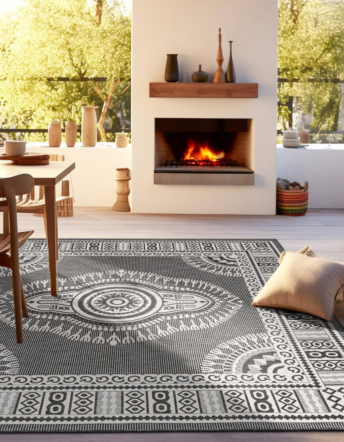 Patio Heritage Collection Area Rug -  Biloxi Square Black and White  lifestyle 106