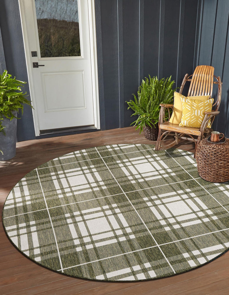 Patio Plaid Collection Area Rug -  Terrace Round Green  lifestyle 3