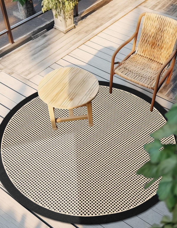 Terrace Fringe Collection Area Rug - Oceanside Round Black  lifestyle 73