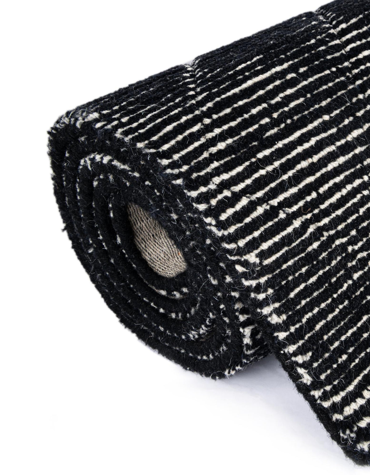 Nordic Loom Geometric Collection Area Rug - Oslo Round Jet Black  lifestyle 150