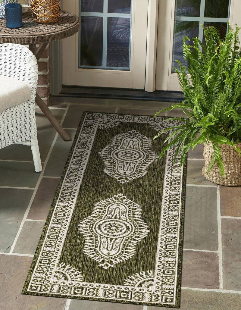 Patio Heritage Collection Area Rug -  Biloxi Runner Green  lifestyle 53