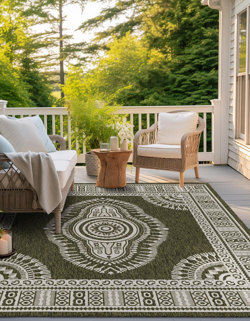 Patio Heritage Collection Area Rug -  Biloxi Square Green  lifestyle 76