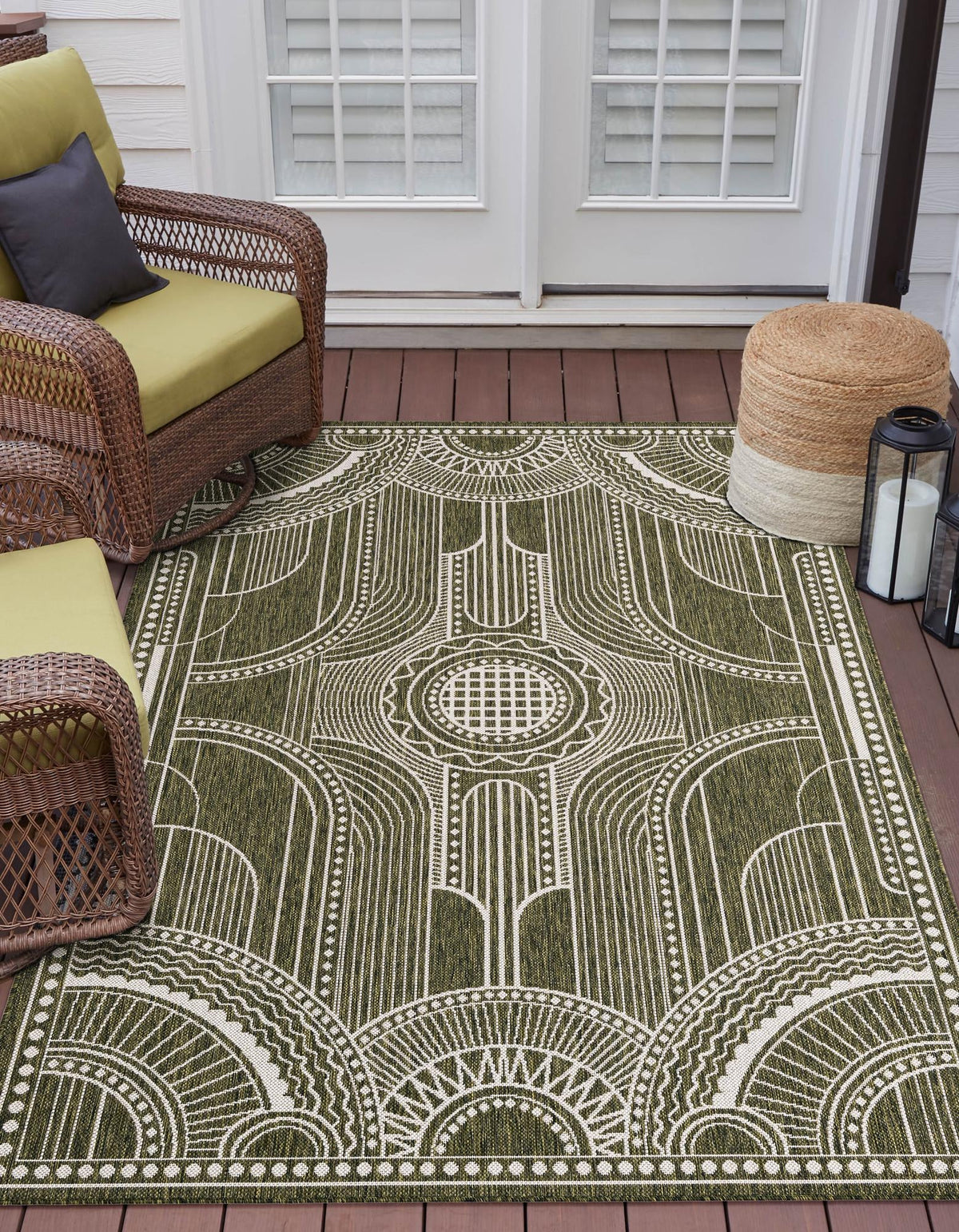 Patio Heritage Collection Area Rug -  Asheville Rectangle Green  lifestyle 3