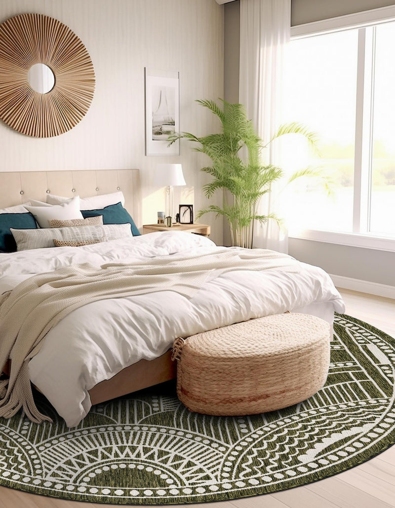 Patio Heritage Collection Area Rug -  Asheville Round Green  lifestyle 60