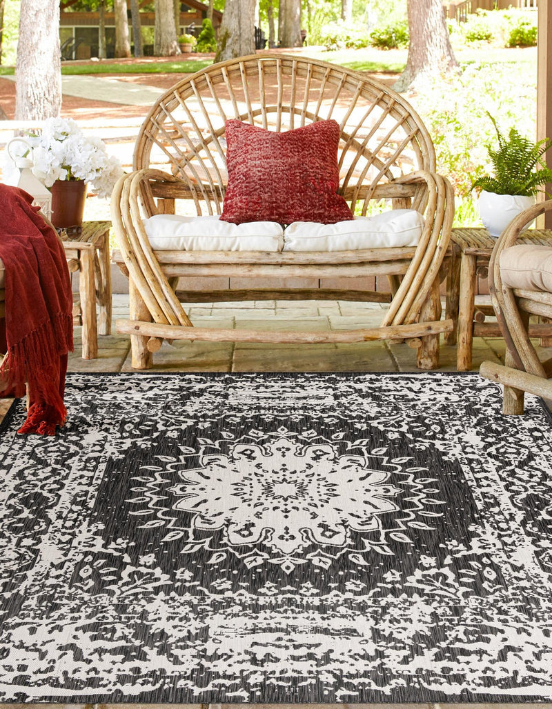 Patio Heritage Collection Area Rug -  Lafayette (Black and White) Square Black and White  lifestyle 25