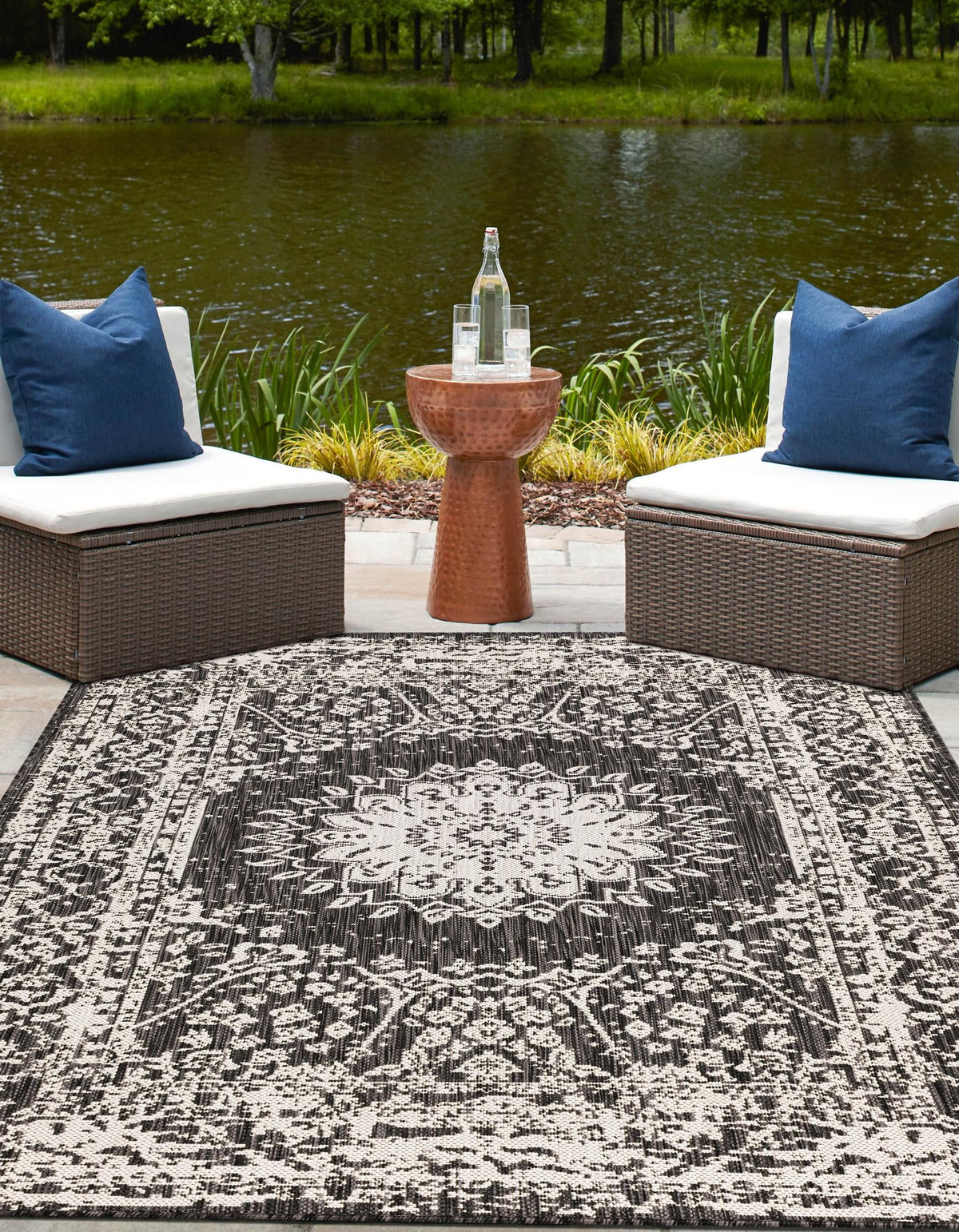 Patio Heritage Collection Area Rug -  Lafayette (Black and White) Rectangle Black and White  lifestyle 5