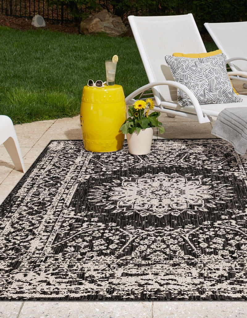 Patio Heritage Collection Area Rug -  Lafayette (Black and White) Rectangle Black and White  lifestyle 7