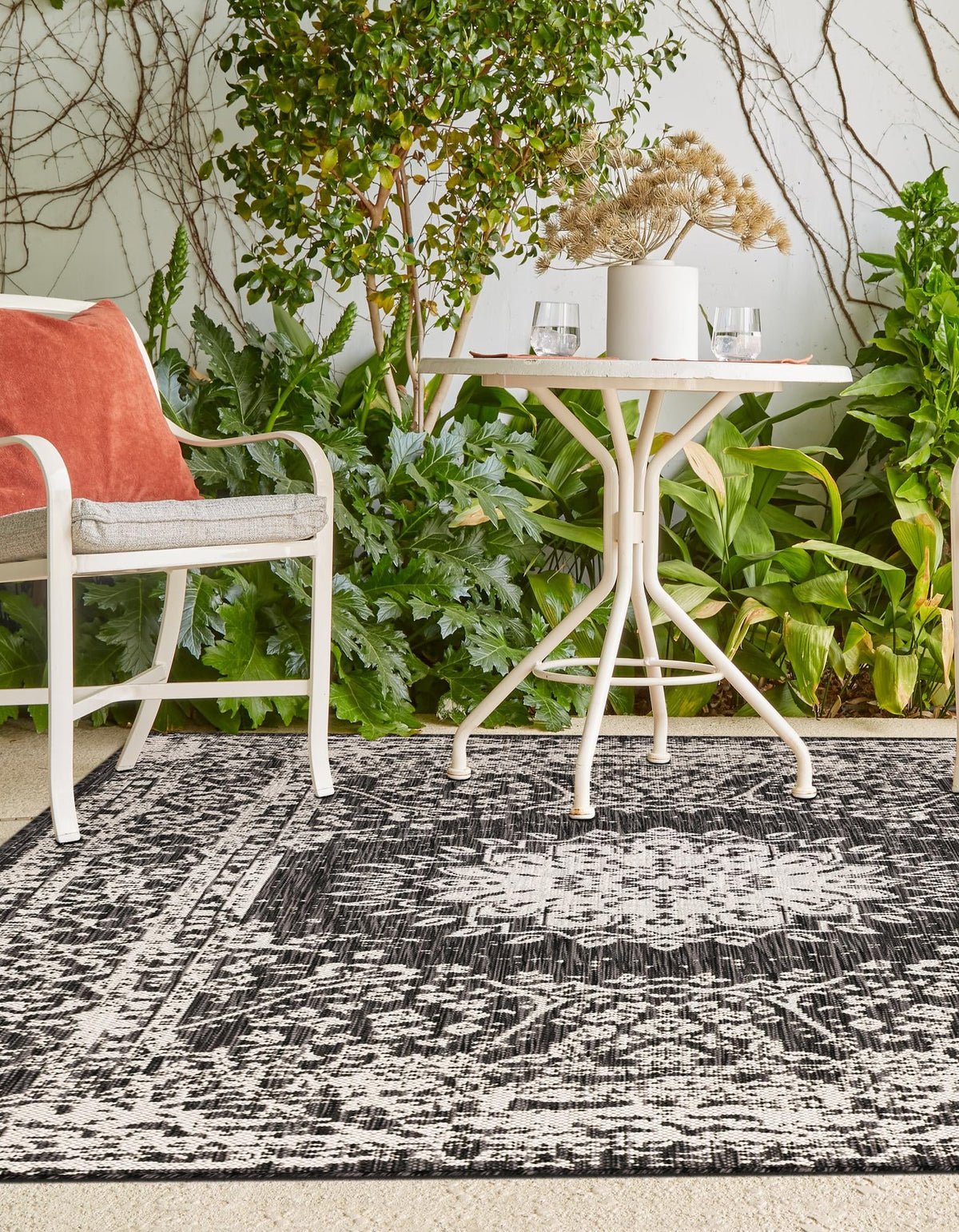 Patio Heritage Collection Area Rug -  Lafayette (Black and White) Rectangle Black and White  lifestyle 9