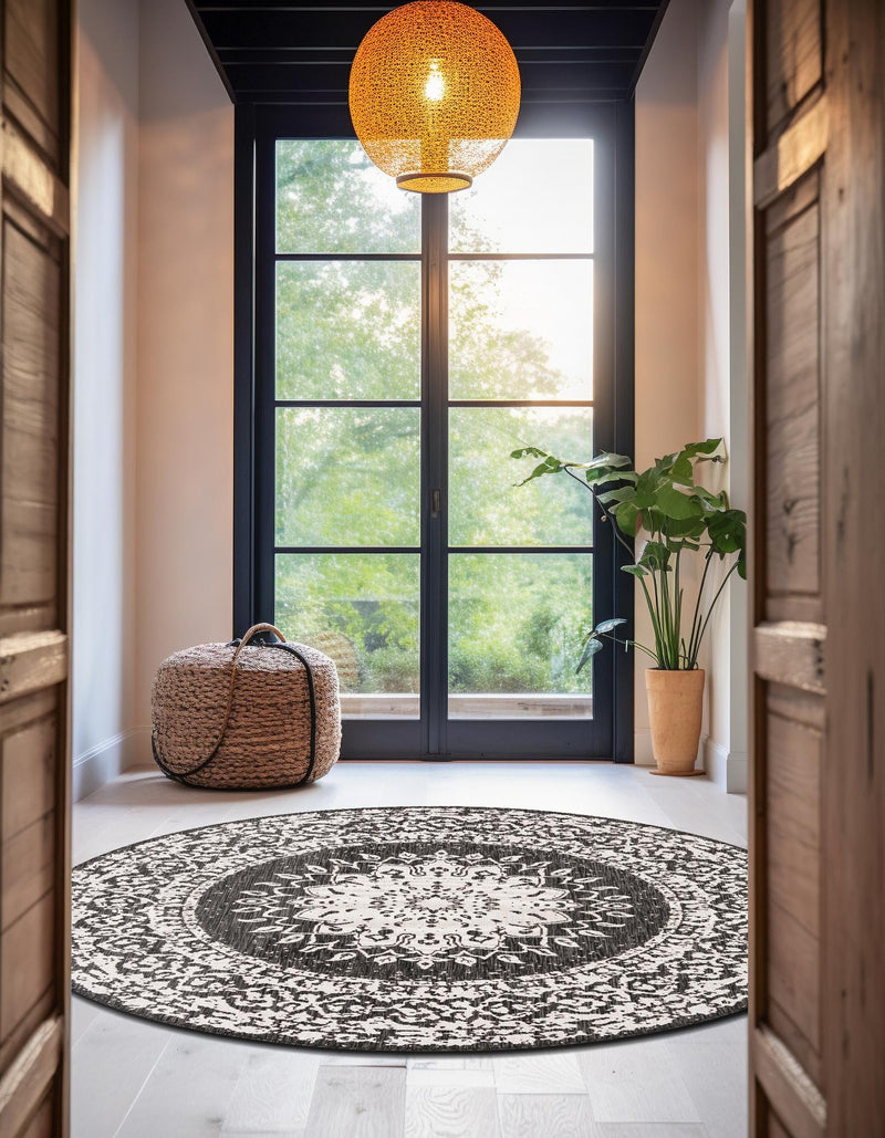 Patio Heritage Collection Area Rug -  Lafayette (Black and White) Round Black and White  lifestyle 21