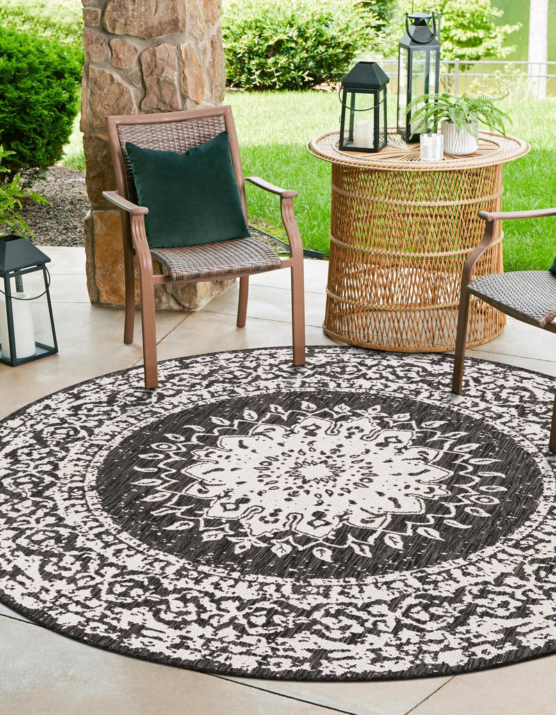 Patio Heritage Collection Area Rug -  Lafayette (Black and White) Round Black and White  lifestyle 36