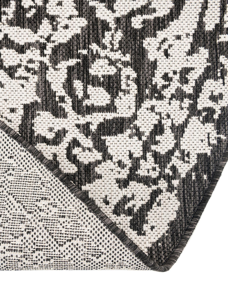 Patio Heritage Collection Area Rug -  Lafayette (Black and White) Round Black and White  lifestyle 47