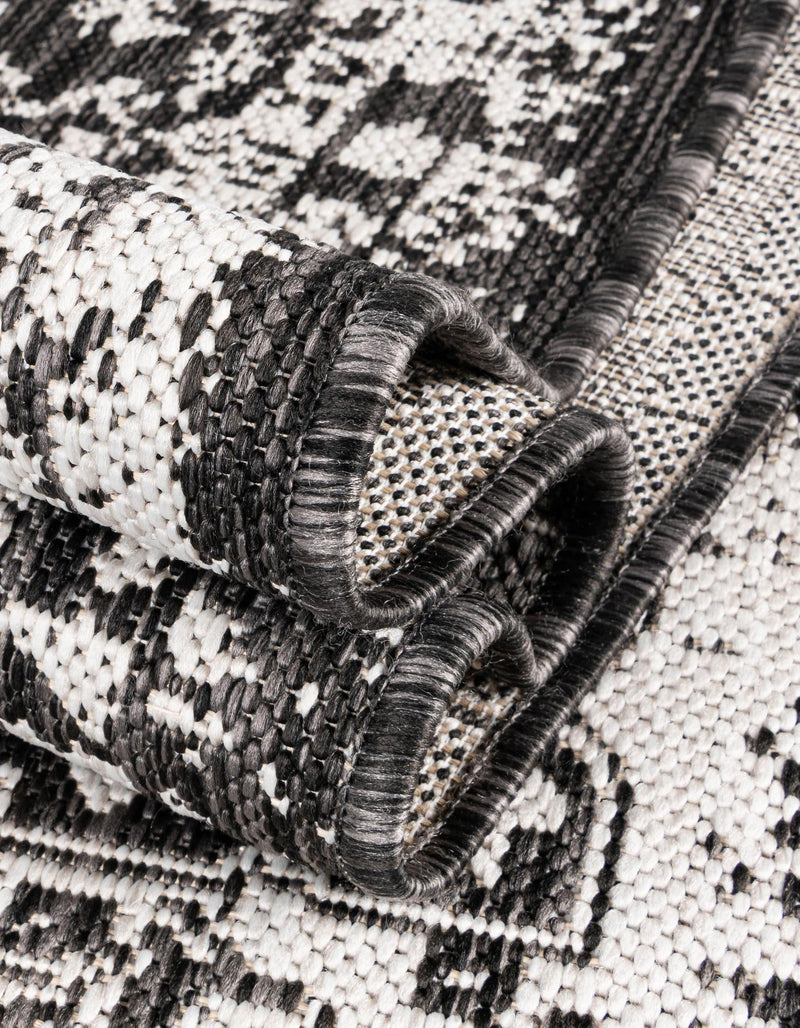 Patio Heritage Collection Area Rug -  Lafayette (Black and White) Round Black and White  lifestyle 52