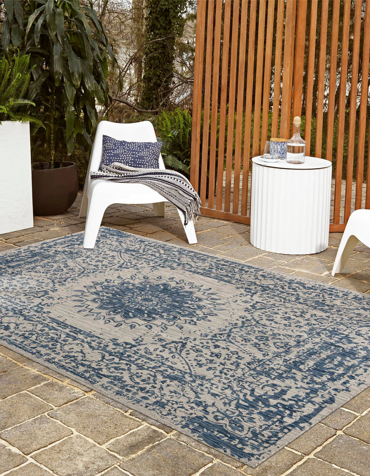 Patio Heritage Collection Area Rug -  Lafayette (Blue) Rectangle Blue  lifestyle 7