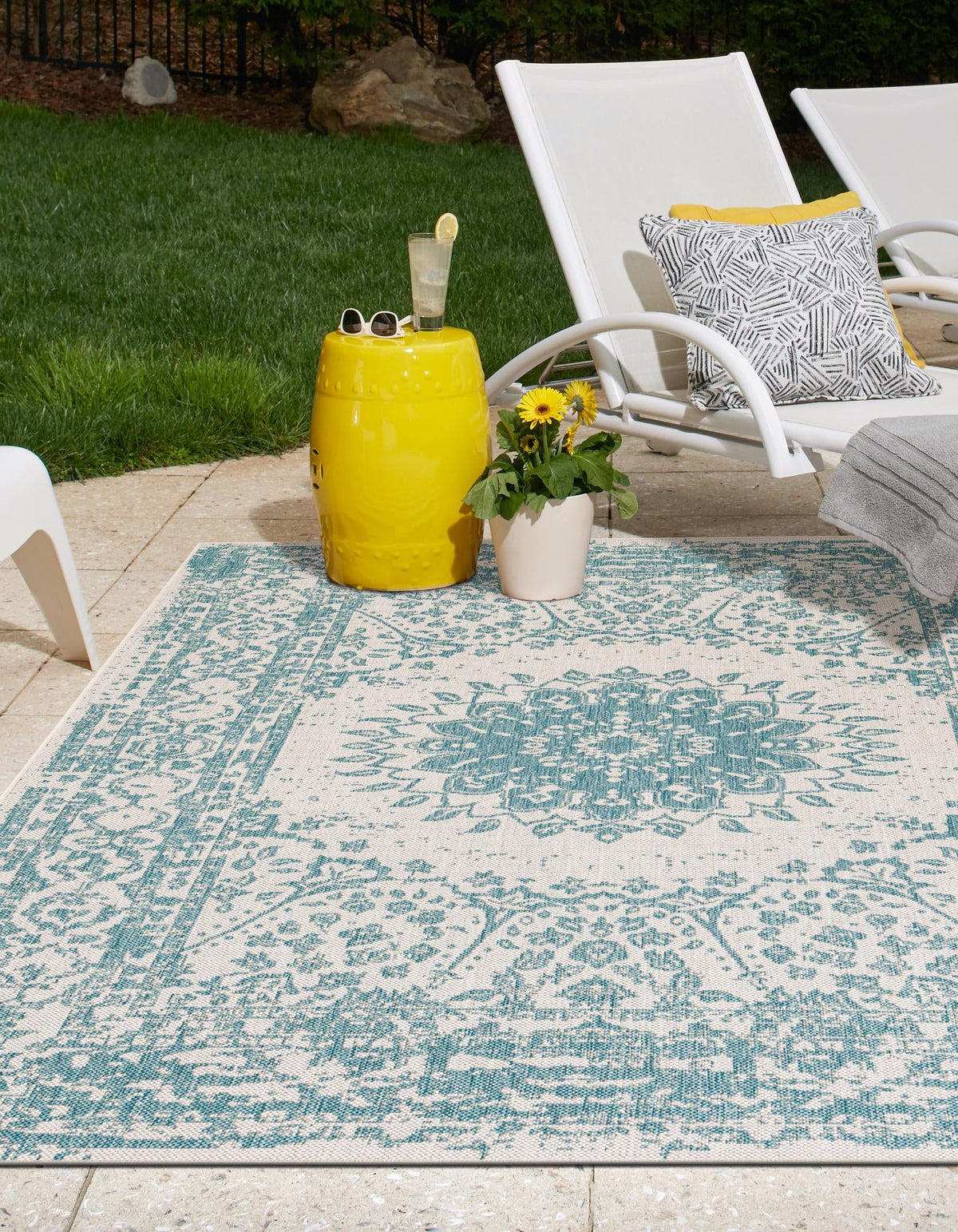 Patio Heritage Collection Area Rug -  Lafayette (Aqua) Rectangle Aqua  lifestyle 7