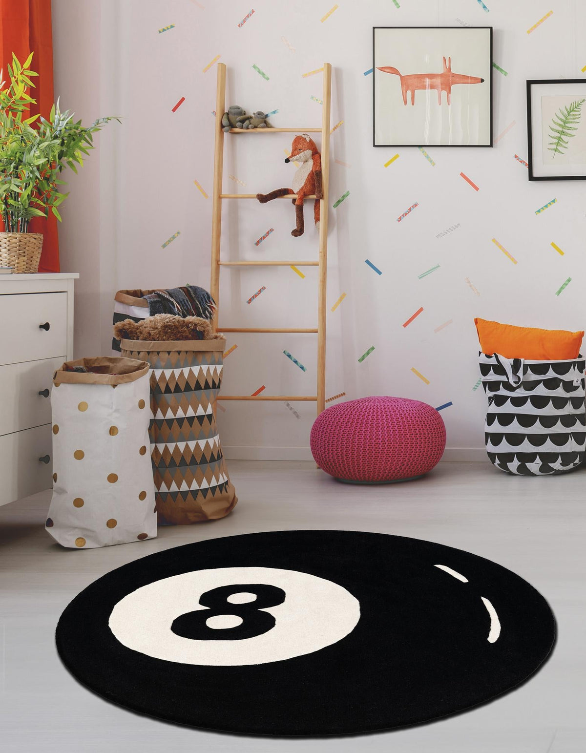 Shepherd's Glen Wool Collection Area Rug - Peninsula Round Black and White  lifestyle 10