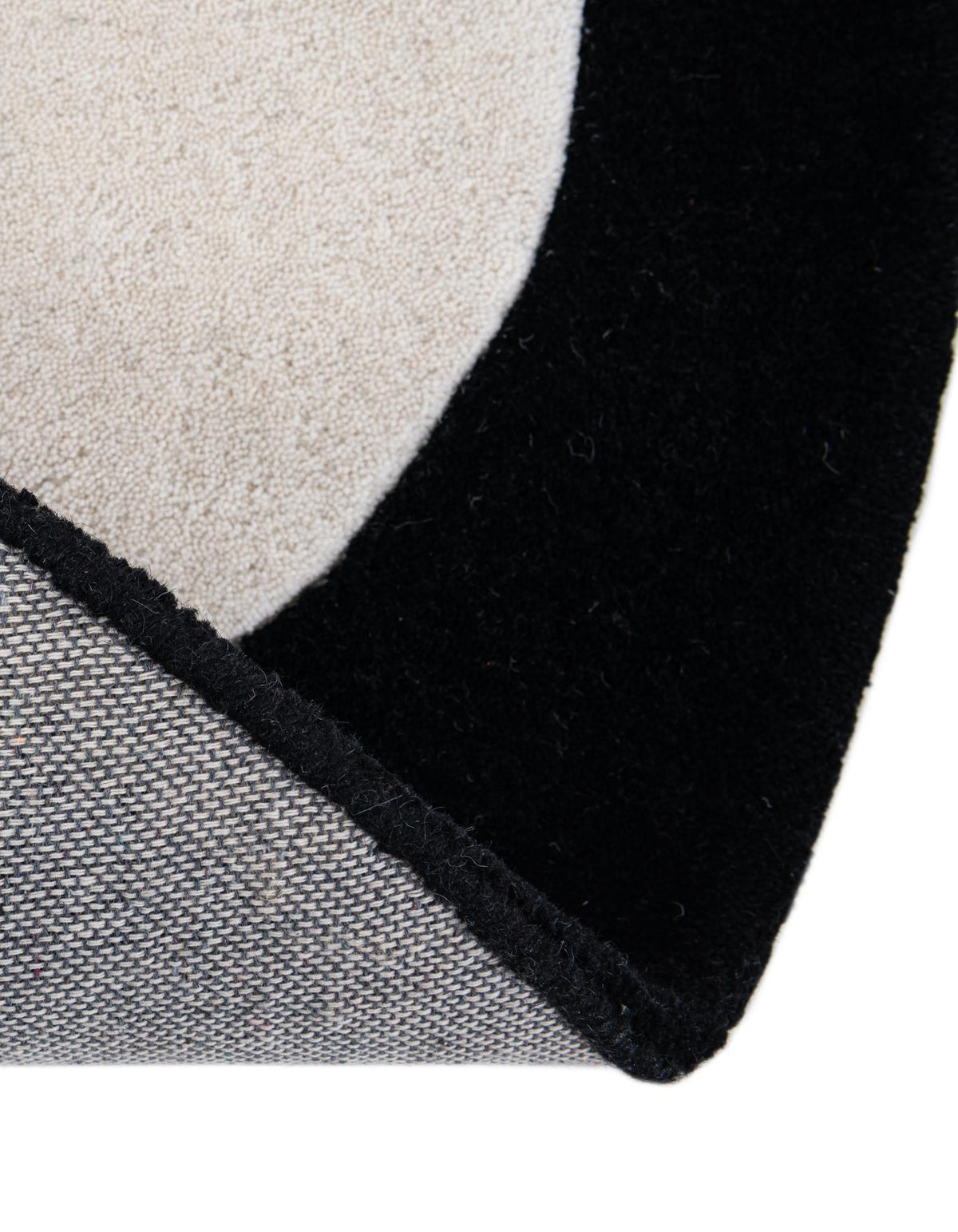 Shepherd's Glen Wool Collection Area Rug - Peninsula Round Black and White  lifestyle 13